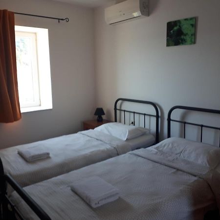 Veli Iž Guest House Provista מראה חיצוני תמונה