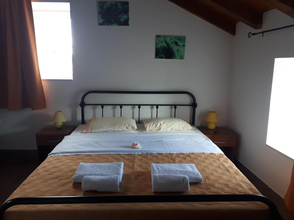Veli Iž Guest House Provista מראה חיצוני תמונה