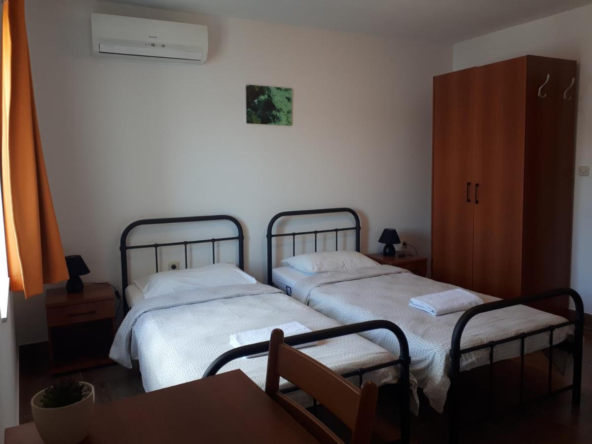 Veli Iž Guest House Provista מראה חיצוני תמונה