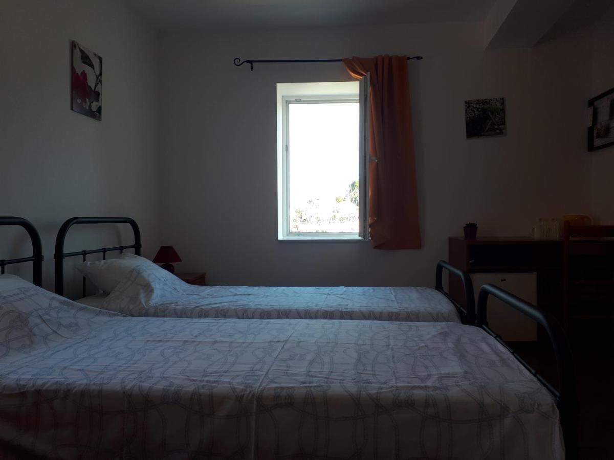 Veli Iž Guest House Provista מראה חיצוני תמונה